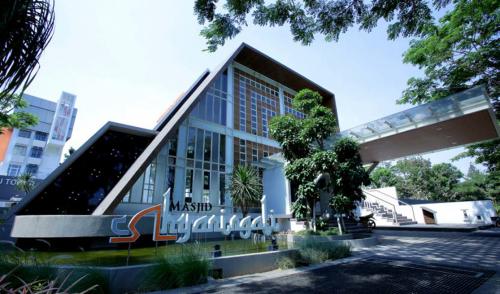 CAHYANING ATI MOSQUE  MALANG 1 Conwood Handrail - Conwood Deck 12” D3 - Conwood Lap Siding BG (1)