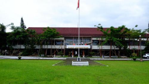 Gedung Kantor Pusat Administrasi