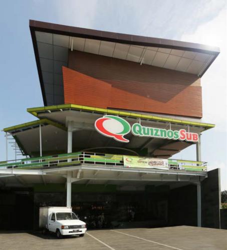 QUIZNOS SUB CAFÉ JAKARTA 1 Conwood Deck 12” D3 - Conwood Lap Siding BG - Conwood Decorative Deck 8” (1)