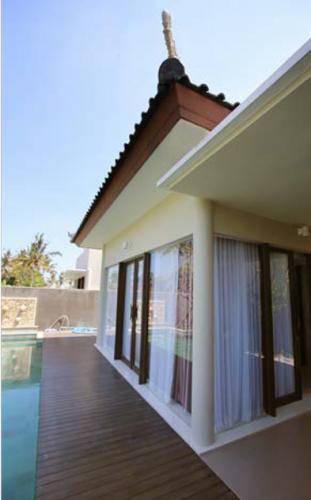 VILLA CHANIKAYA BALI 5 Conwood Eave 2in1 - Conwood Decorative Deck 4”